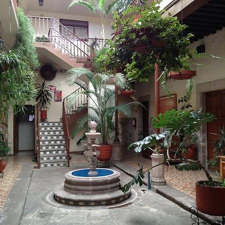 Hotel Atilanos モレリア エクステリア 写真