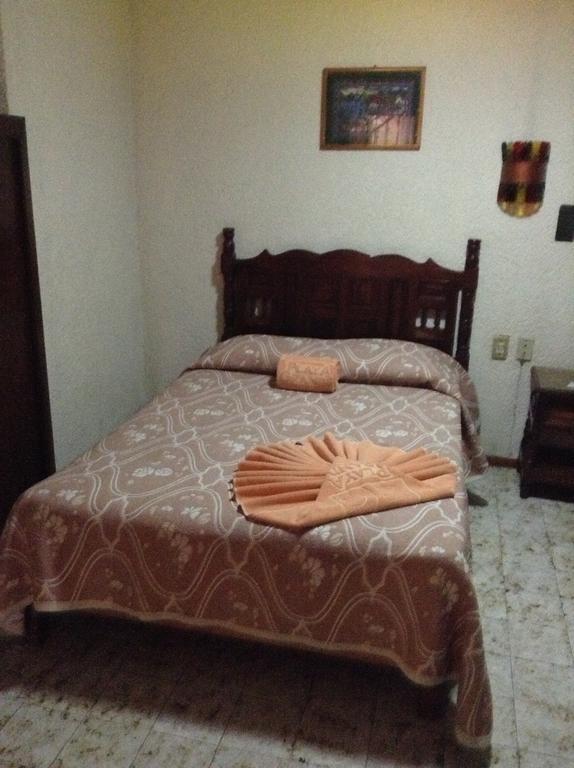 Hotel Atilanos モレリア 部屋 写真