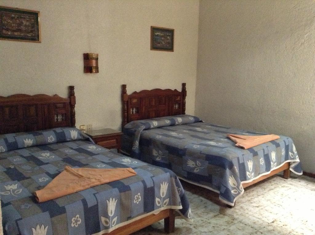 Hotel Atilanos モレリア 部屋 写真