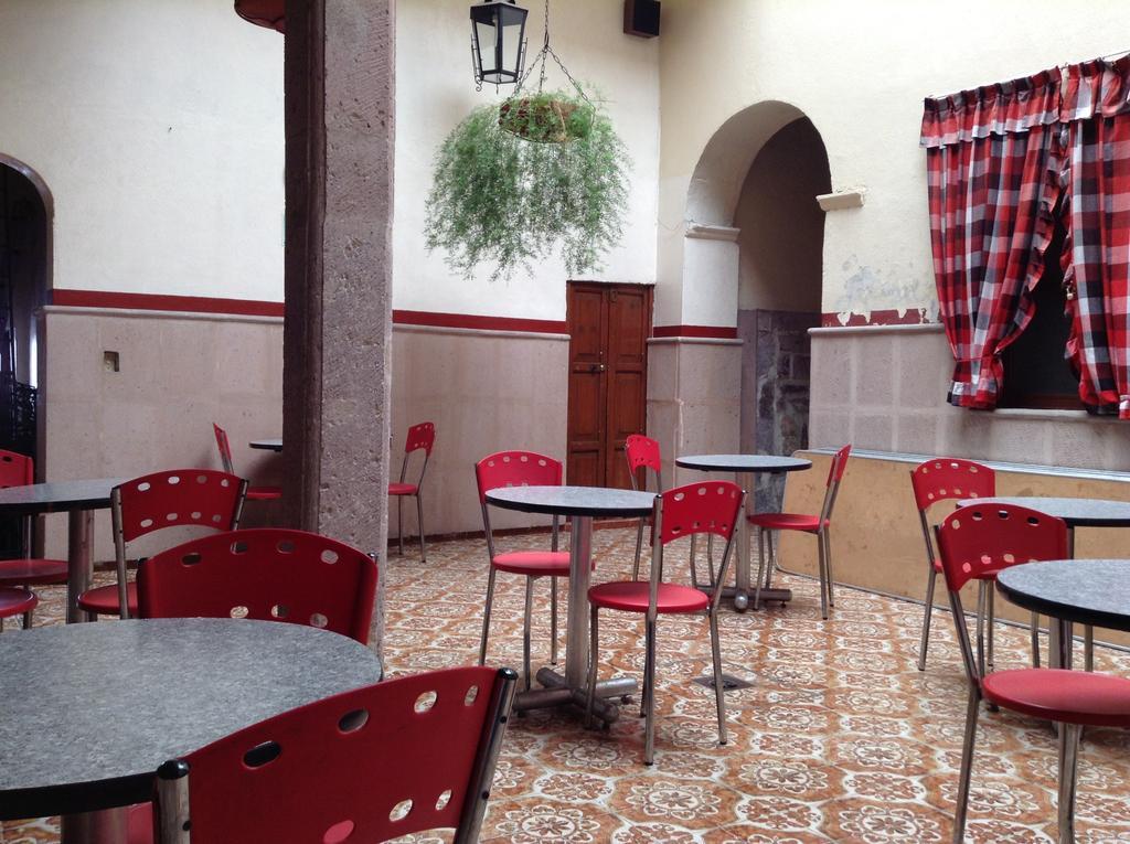 Hotel Atilanos モレリア エクステリア 写真