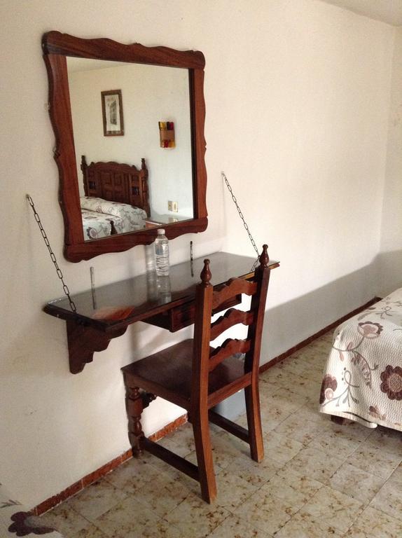 Hotel Atilanos モレリア 部屋 写真