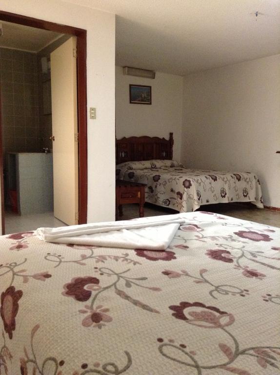 Hotel Atilanos モレリア エクステリア 写真