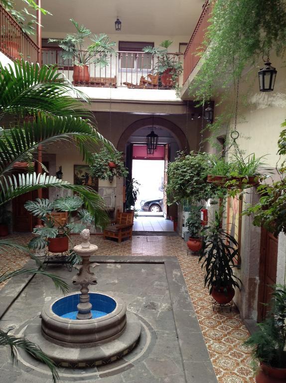 Hotel Atilanos モレリア エクステリア 写真